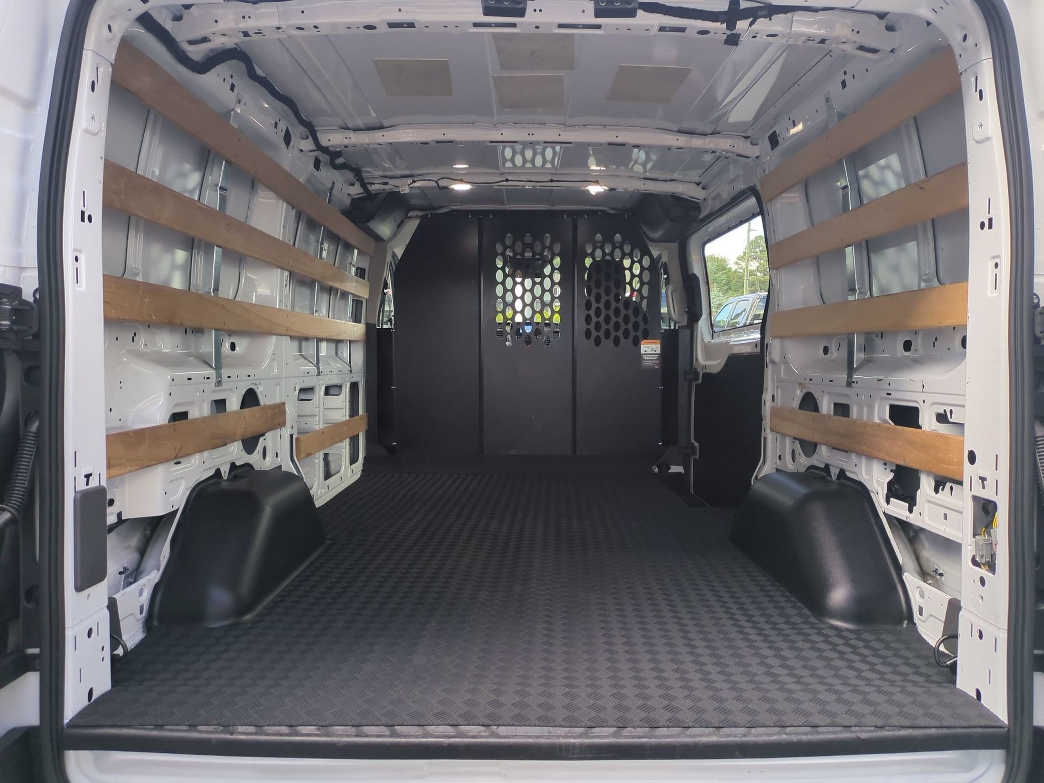 Certified 2025 Ford Transit 250 Low Roof w/ Exterior Upgrade Package RWD image 7