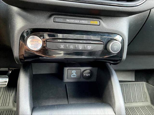 Certified 2023 Ford Escape ST-Line Select w/ Tech Pack #1 AWD/4WD image 17