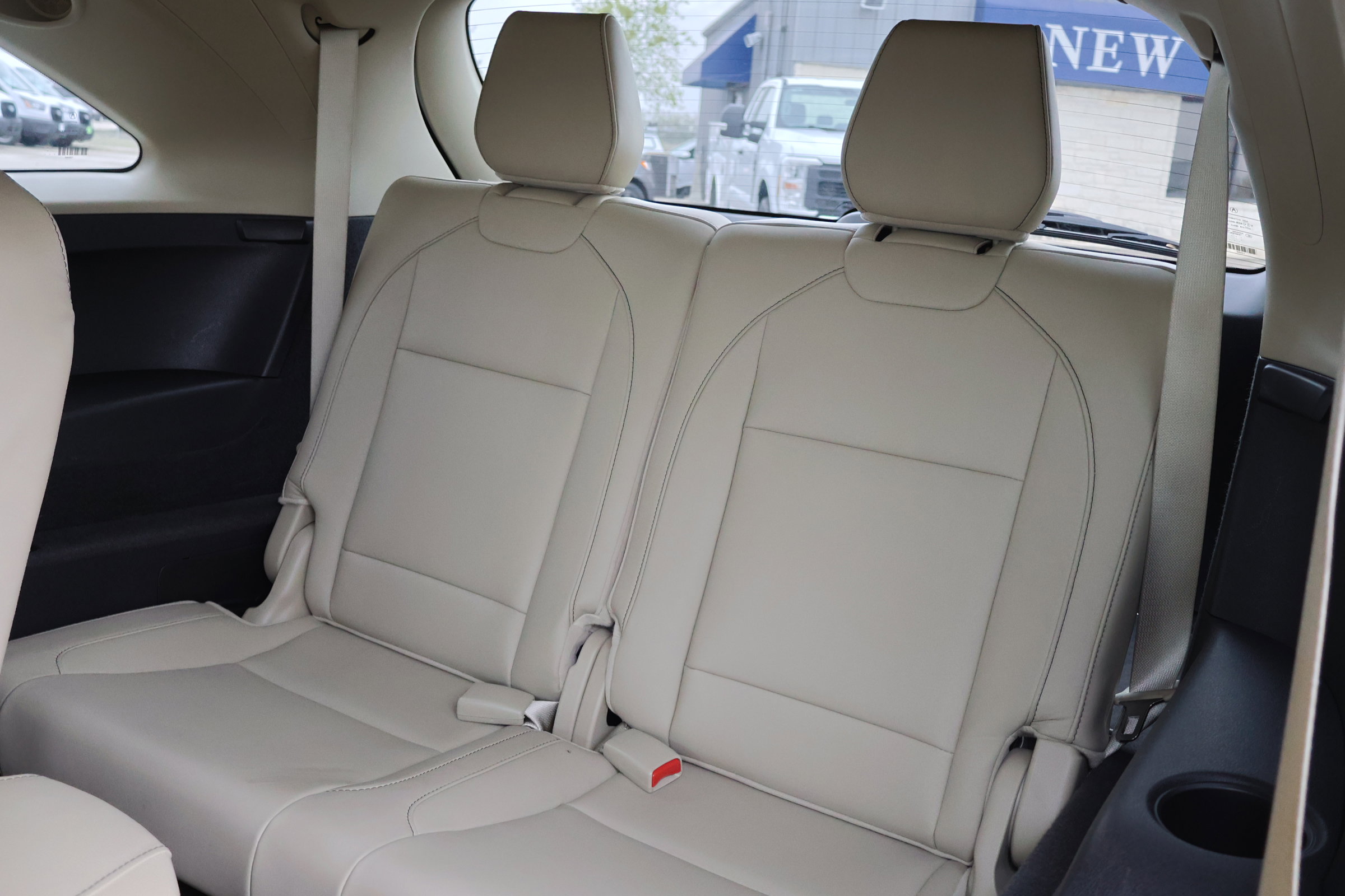 Used 2017 Acura MDX FWD w/ Advance Package image 35