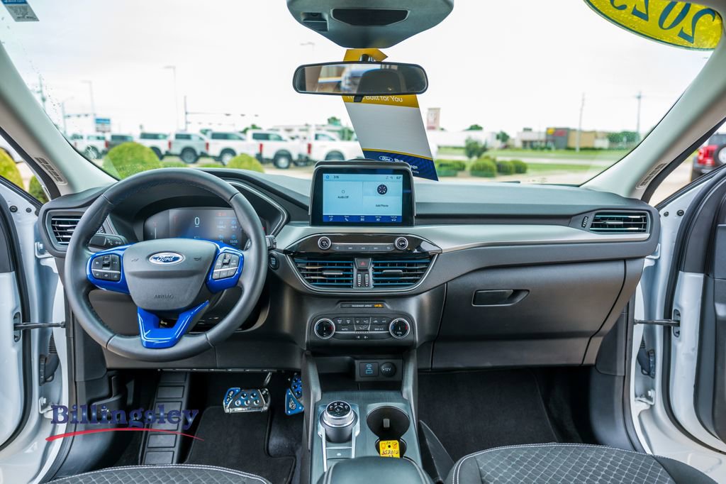 Certified 2023 Ford Escape Active FWD image 13