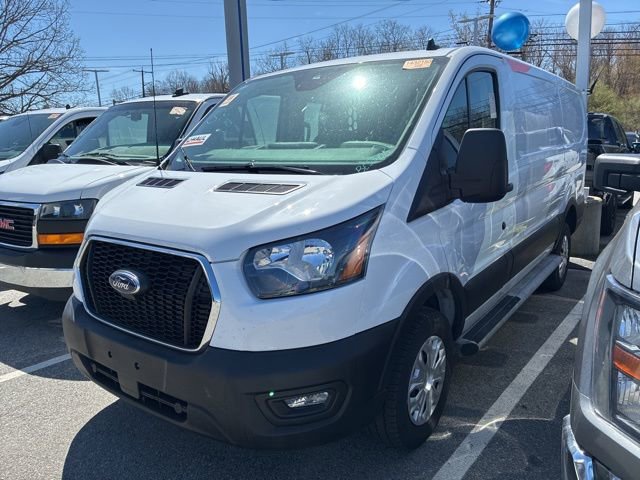 Certified 2025 Ford Transit 250 Low Roof w/ Exterior Upgrade Package RWD image 3