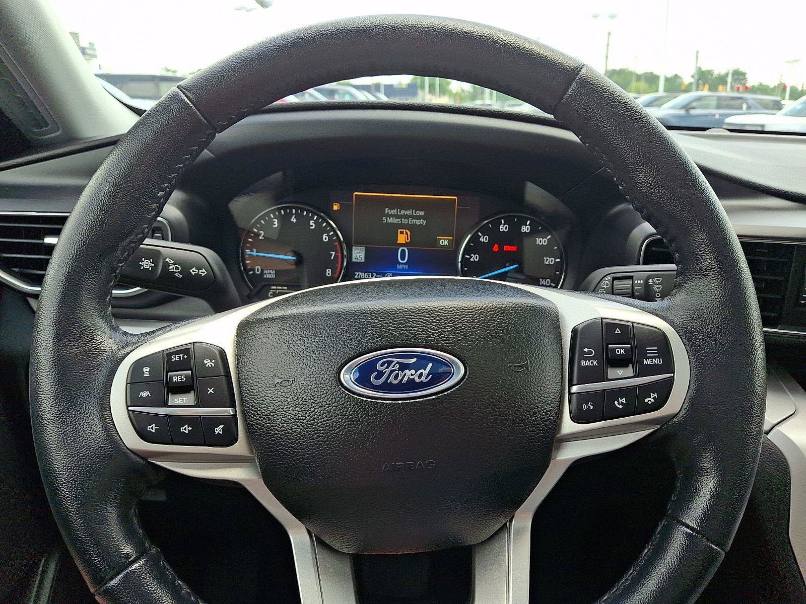 Certified 2023 Ford Explorer XLT w/ Equipment Group 202A AWD/4WD image 21