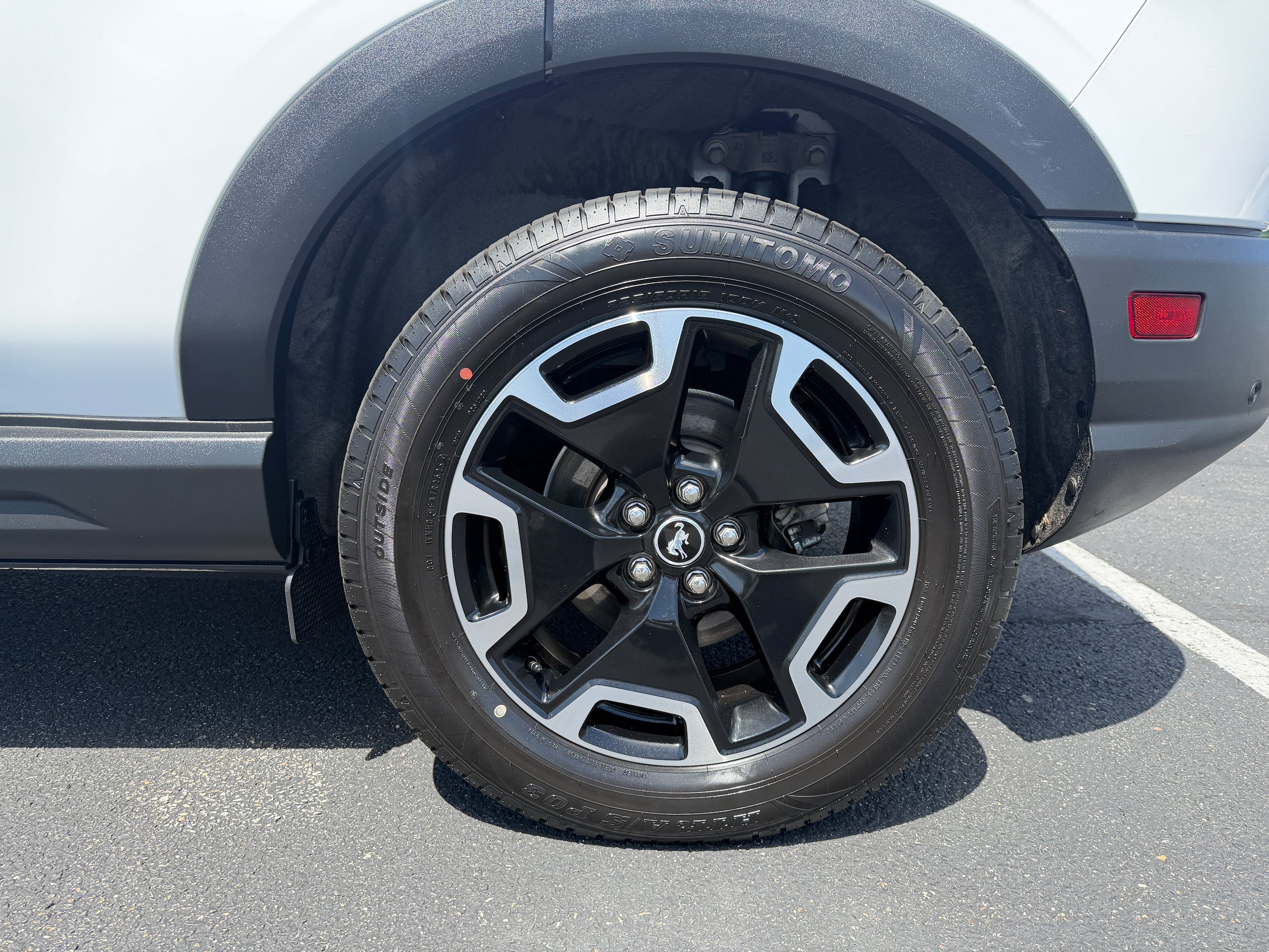Certified 2023 Ford Bronco Sport Outer Banks AWD/4WD image 9