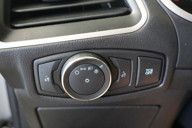 Certified 2021 Ford Edge SE image 16