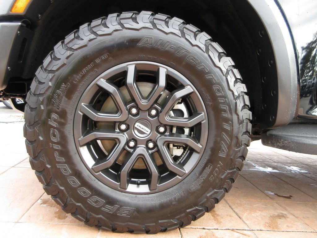 Certified 2025 Ford Ranger Raptor AWD/4WD image 9
