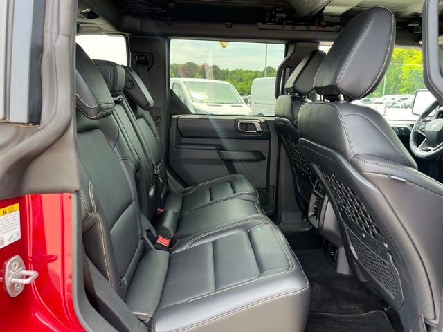 Certified 2025 Ford Bronco Badlands w/ Sasquatch Package AWD/4WD image 11