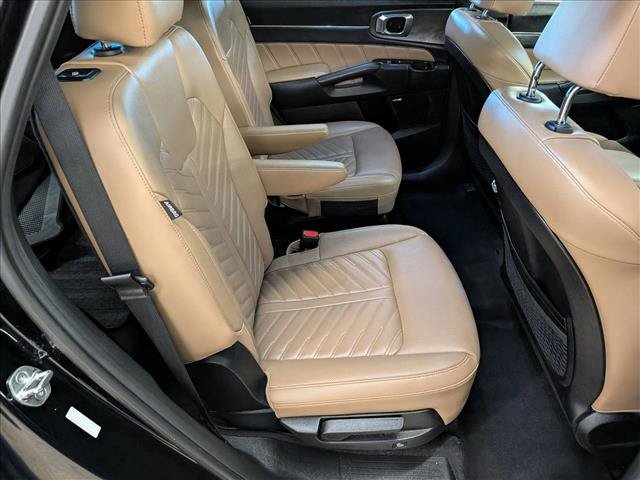 Used 2024 Kia Sorento SX Prestige w/ Olive Brown Leather Package AWD/4WD image 23