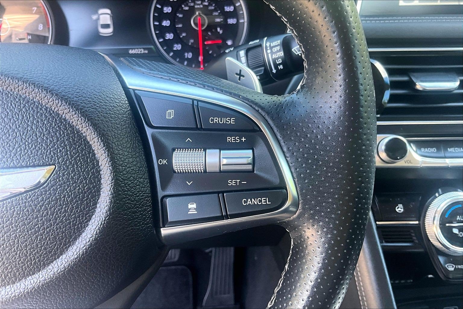 Used 2021 Genesis G70 2.0T w/ Prestige Package AWD/4WD image 21