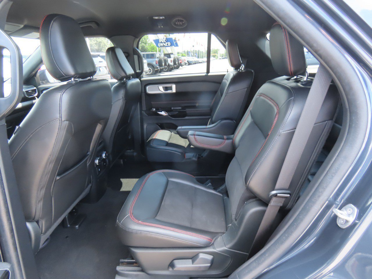 Certified 2022 Ford Explorer ST-Line RWD image 21