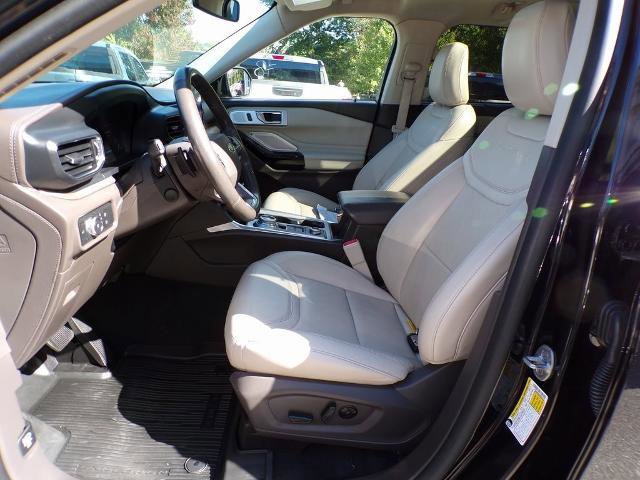 Certified 2021 Ford Explorer Platinum w/ Equipment Group 601A image 15