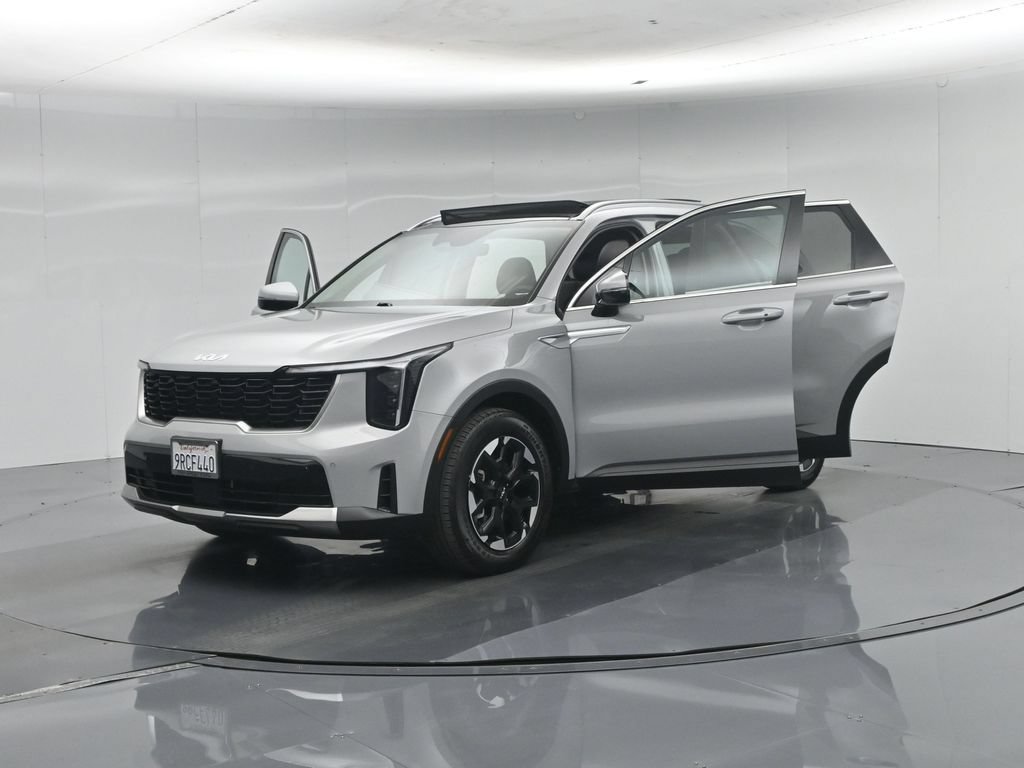 Used 2025 Kia Sorento S w/ Panoramic Sunroof Package FWD image 36