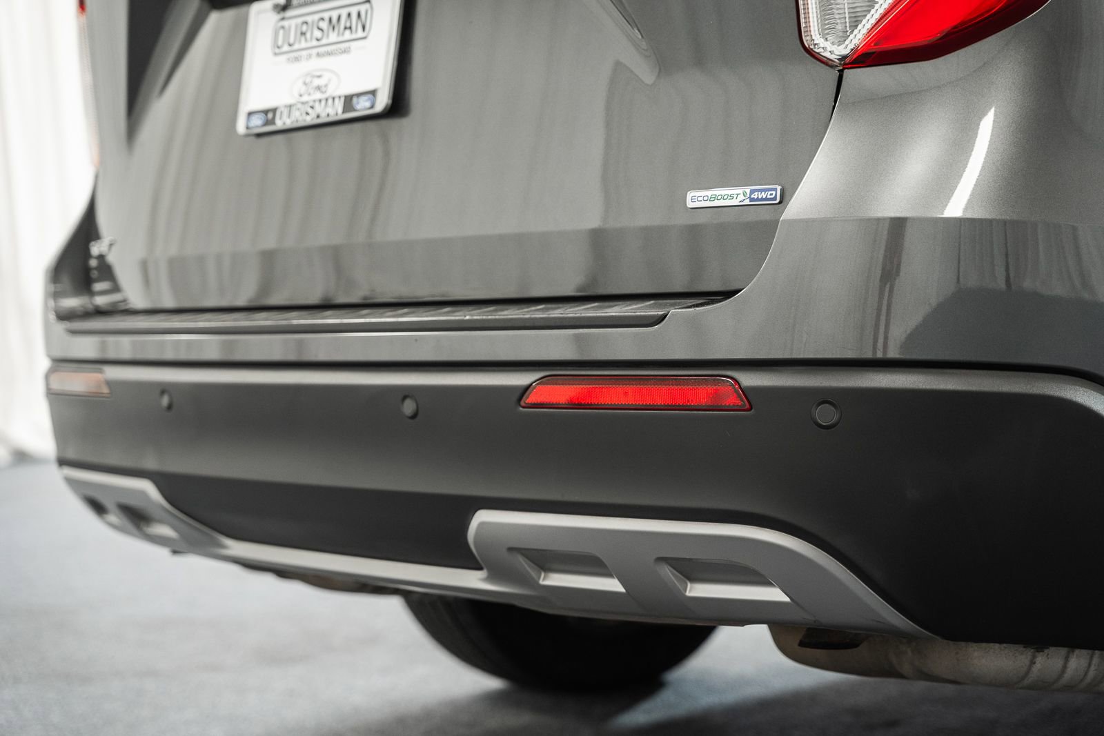 Certified 2020 Ford Explorer XLT w/ Equipment Group 202A image 11