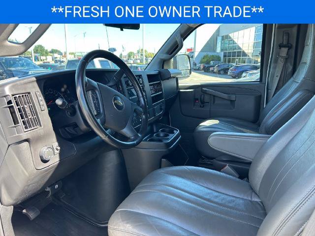 Used 2023 Chevrolet Express 3500 LS RWD image 2