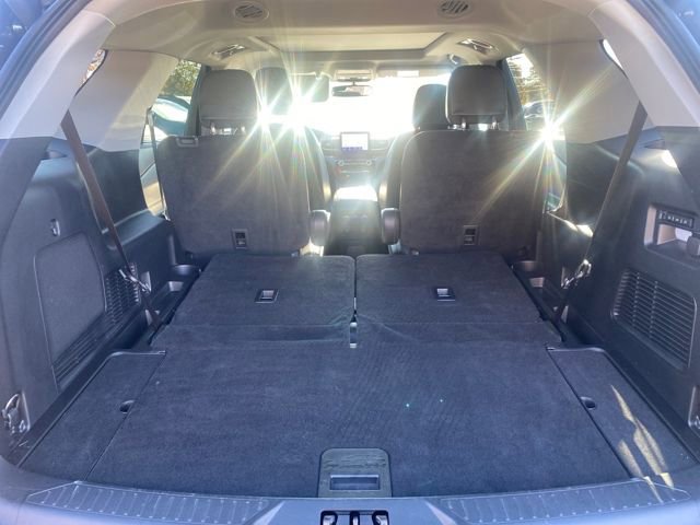 Certified 2022 Ford Explorer Limited w/ Equipment Group 301A image 10