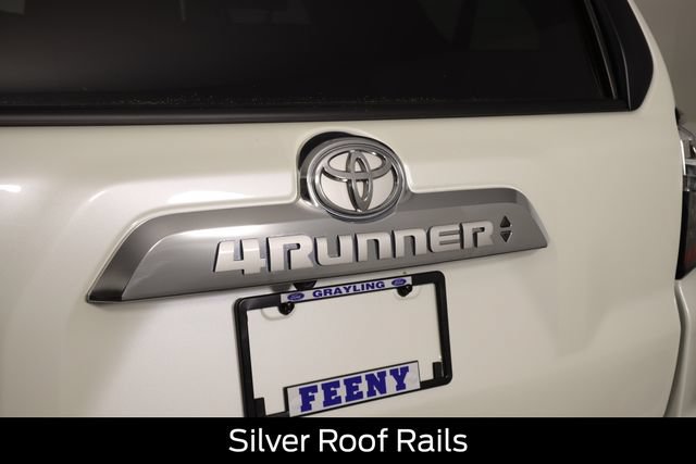 Used 2023 Toyota 4Runner Limited AWD/4WD image 31