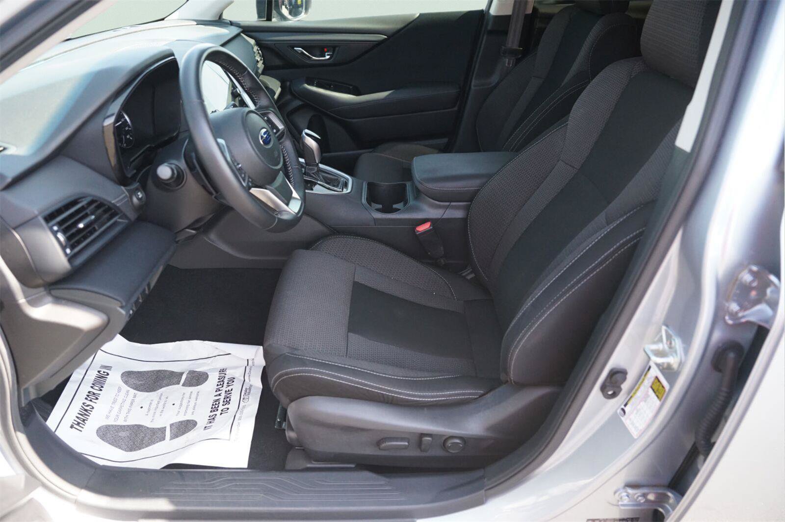 Used 2022 Subaru Outback Premium AWD/4WD image 9