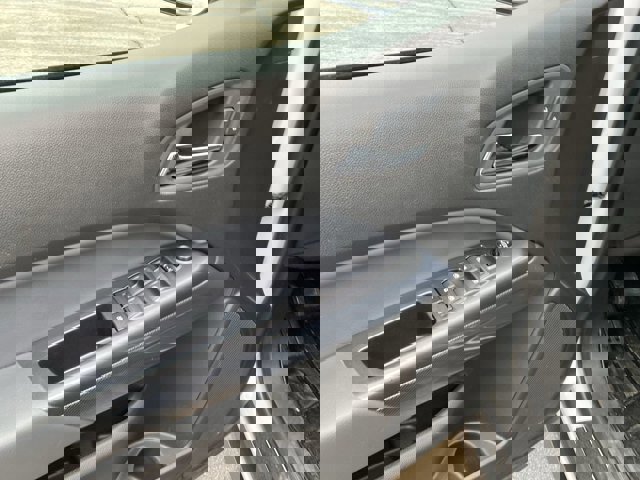 Used 2022 Chevrolet Colorado Z71 image 11