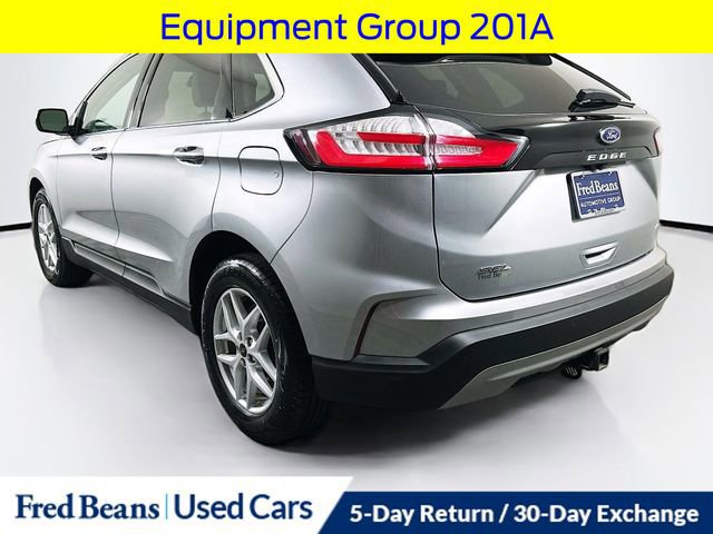 Certified 2024 Ford Edge SEL w/ Convenience Package image 3