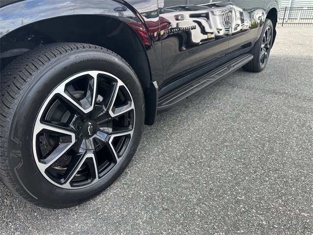 Used 2023 Chevrolet Suburban RST w/ Sport Performance Package image 14