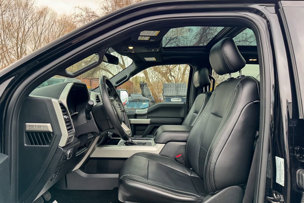 Certified 2017 Ford F150 Lariat image 24