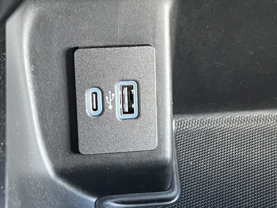 Certified 2022 Ford F150 XLT w/ Equipment Group 302A High image 35