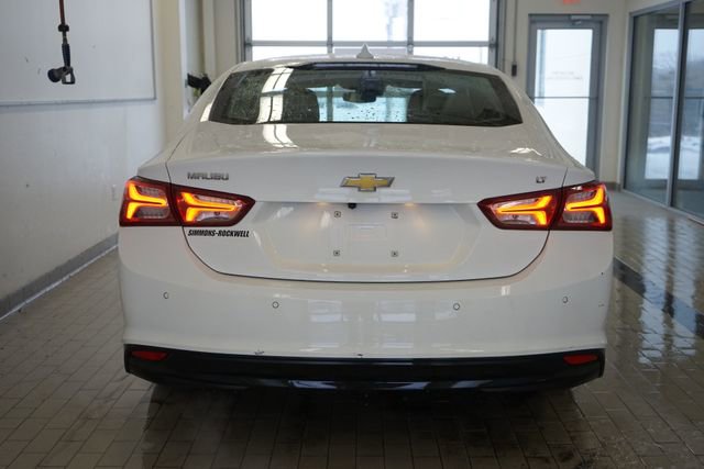 Used 2022 Chevrolet Malibu LT image 12