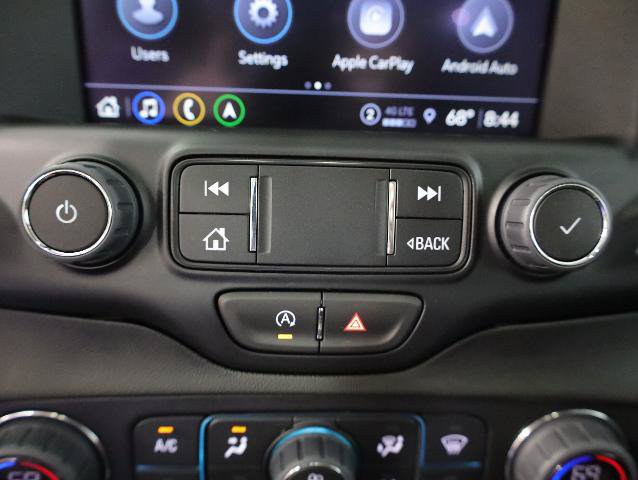 Used 2024 GMC Terrain Denali w/ Denali Premium Package AWD/4WD image 16