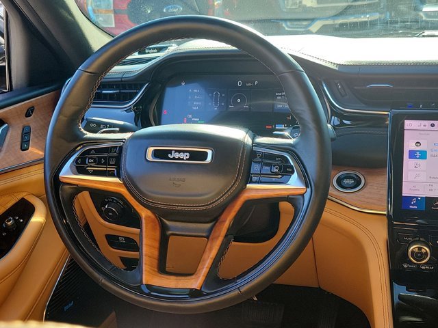 Used 2022 Jeep Grand Cherokee Summit image 20