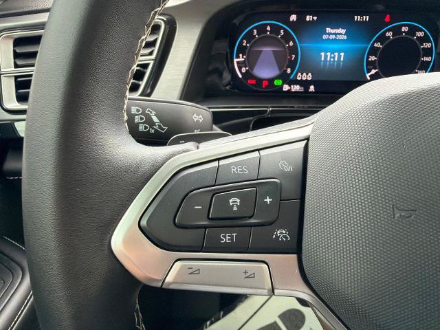 Used 2024 Volkswagen Atlas Cross Sport SE w/ Panoramic Sunroof Package FWD image 20