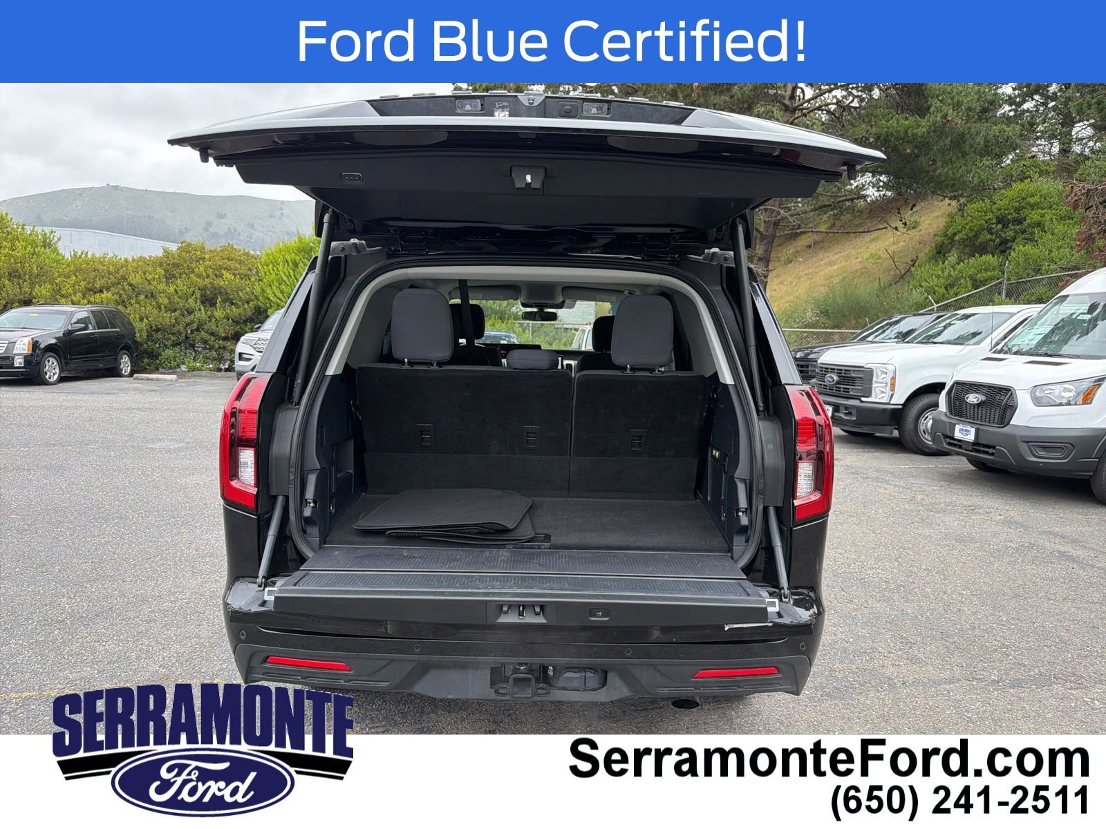Certified 2025 Ford Expedition Active AWD/4WD image 8