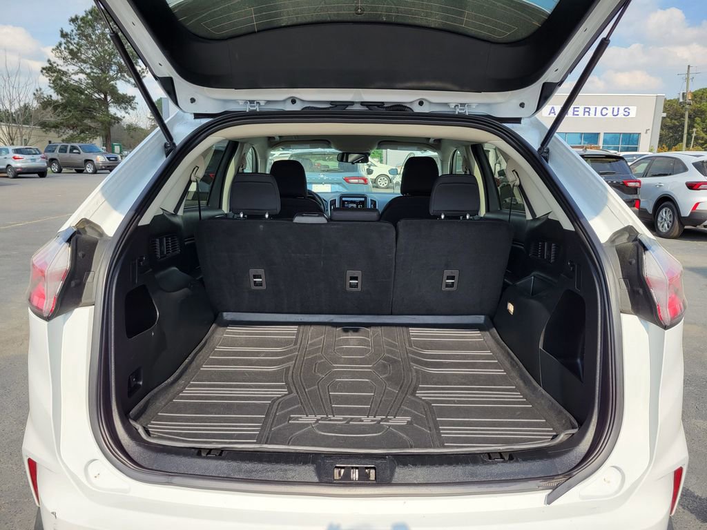Certified 2024 Ford Edge SE image 13