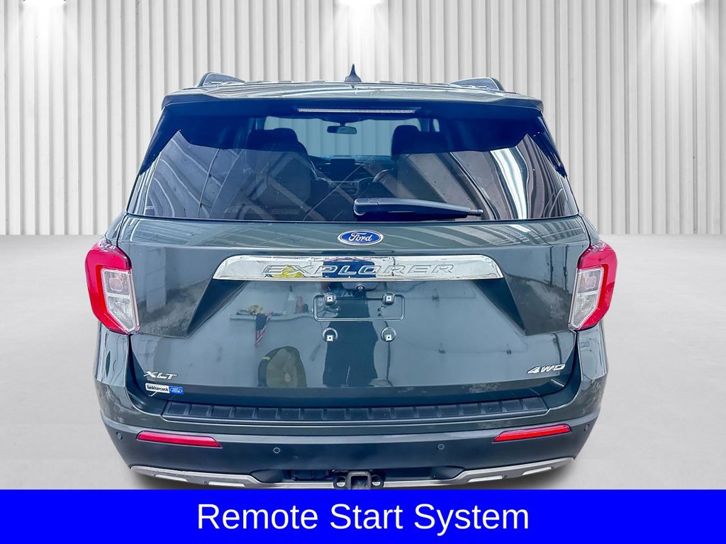 Certified 2022 Ford Explorer XLT w/ Equipment Group 202A AWD/4WD image 9