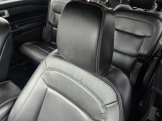 Certified 2020 Ford Explorer XLT w/ Equipment Group 202A image 22