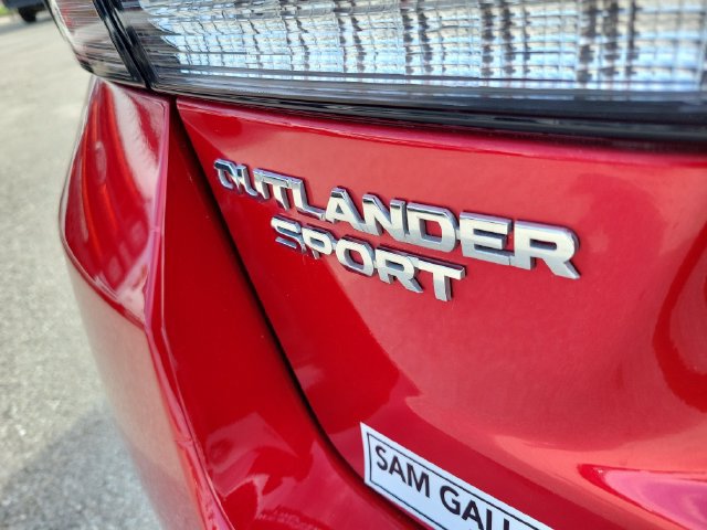 Used 2023 Mitsubishi Outlander Sport AWD image 8