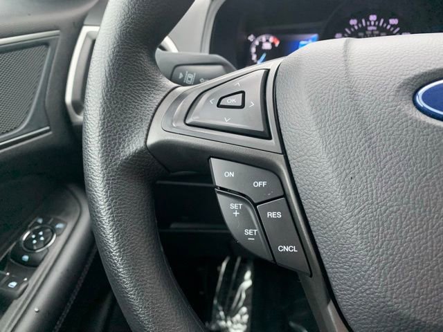 Certified 2024 Ford Edge SE w/ Black Appearance Package image 19