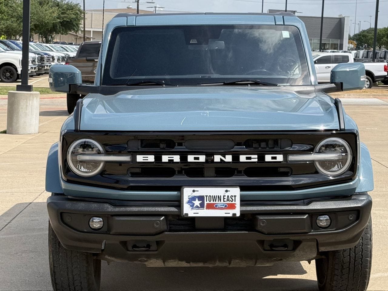 Certified 2023 Ford Bronco Outer Banks AWD/4WD image 7