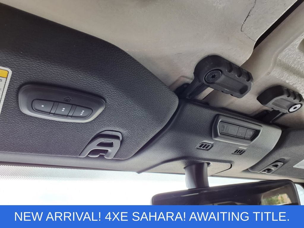 Used 2023 Jeep Wrangler Unlimited Sahara w/ Cold Weather Group AWD/4WD image 14