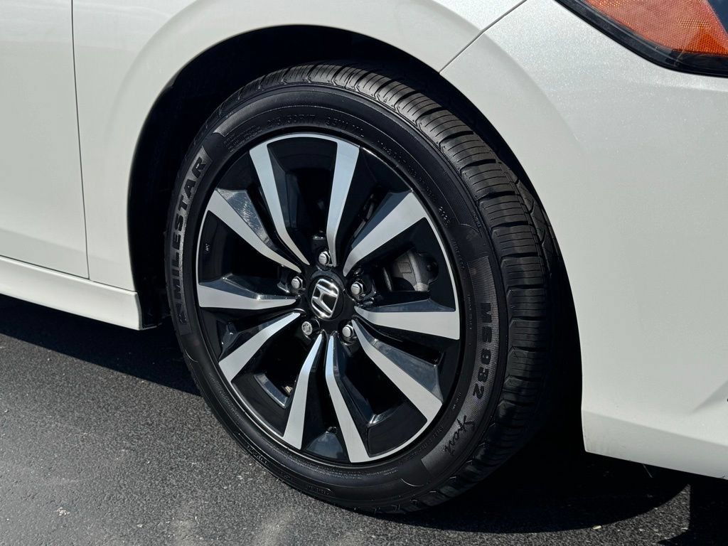 Used 2022 Honda Civic EX image 24