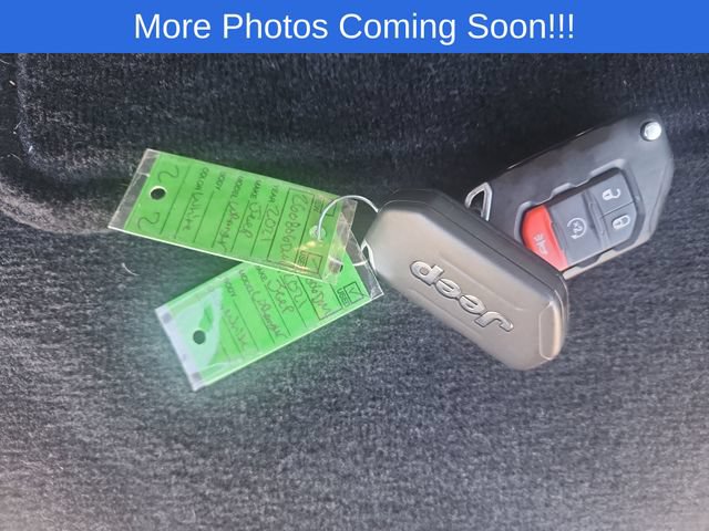 Used 2021 Jeep Wrangler Unlimited Rubicon w/ Dual Top Group AWD/4WD image 27