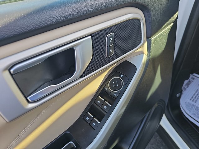 Certified 2023 Ford Explorer XLT image 9