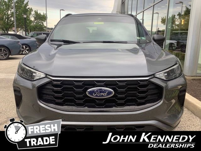 Certified 2023 Ford Escape ST-Line w/ Tech Pack #1 AWD/4WD image 8
