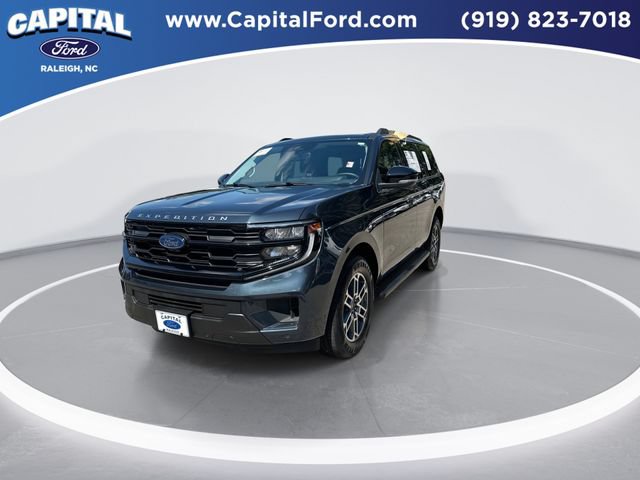 Certified 2025 Ford Expedition Active RWD image 4