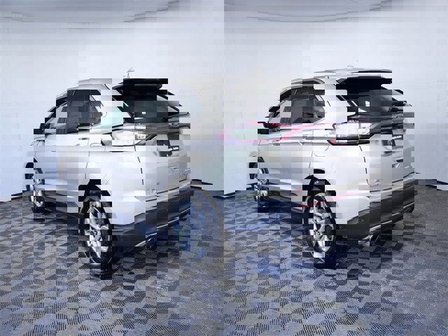 Certified 2018 Ford Edge Titanium w/ Technology Package image 2