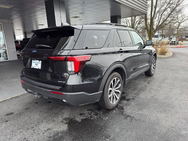 Certified 2025 Ford Explorer ST-Line image 3