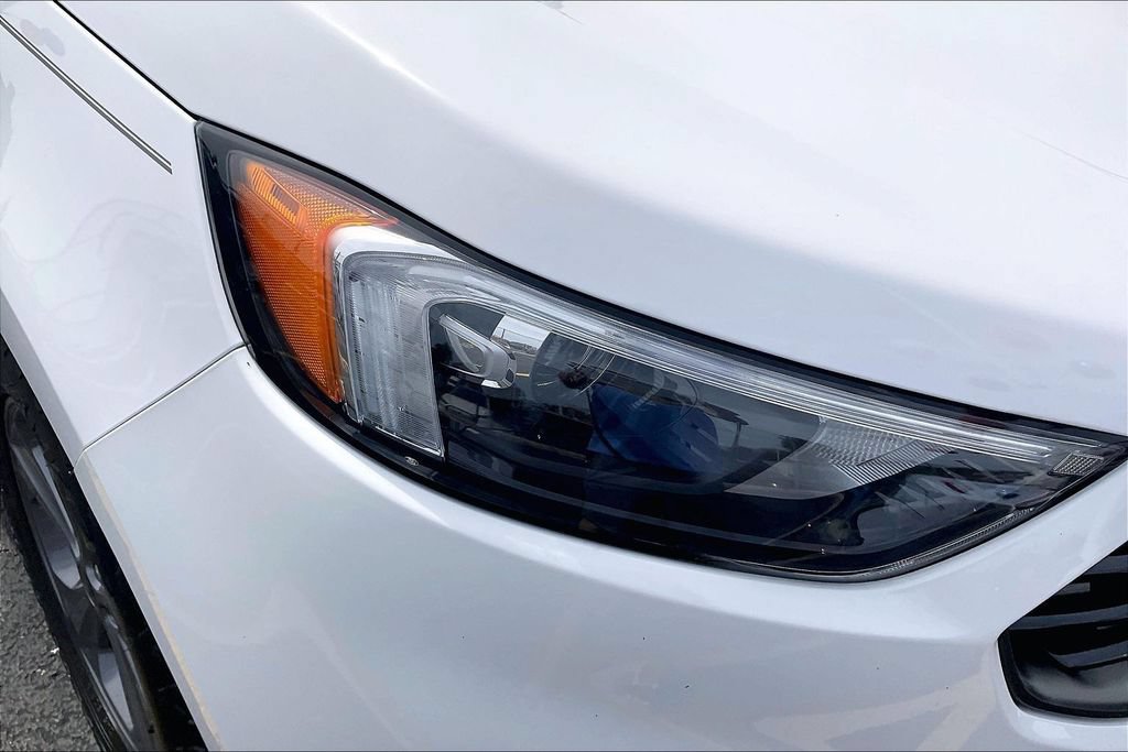 Certified 2023 Ford Edge SEL w/ Sport Appearance Package AWD/4WD image 29
