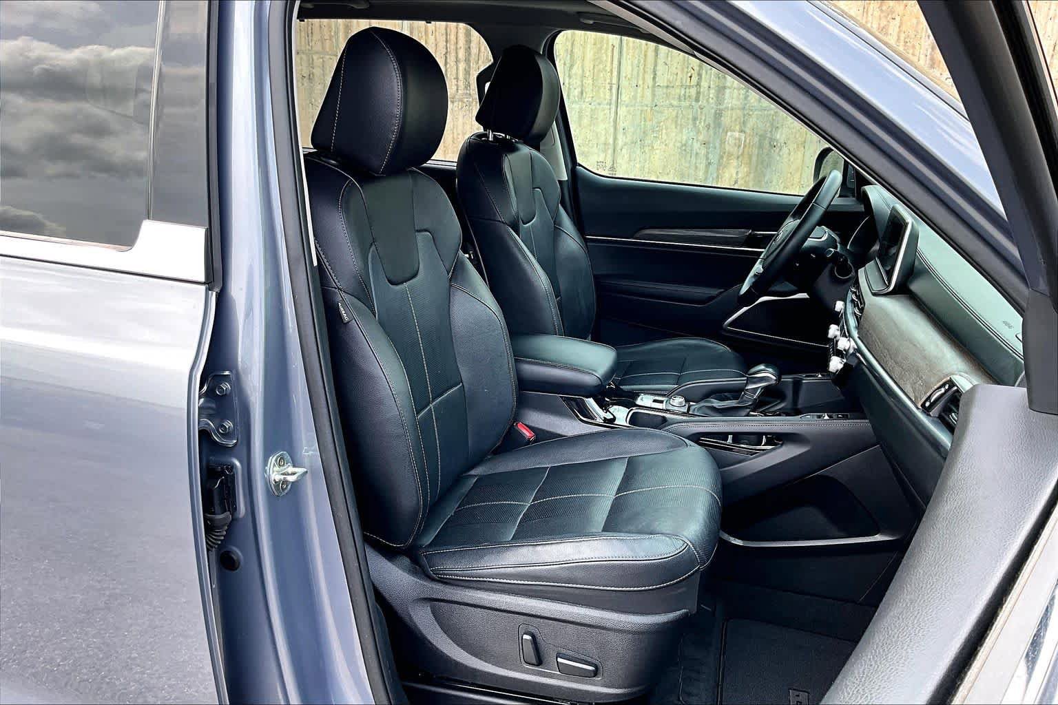 Used 2021 Kia Telluride EX w/ EX Premium Package FWD image 9