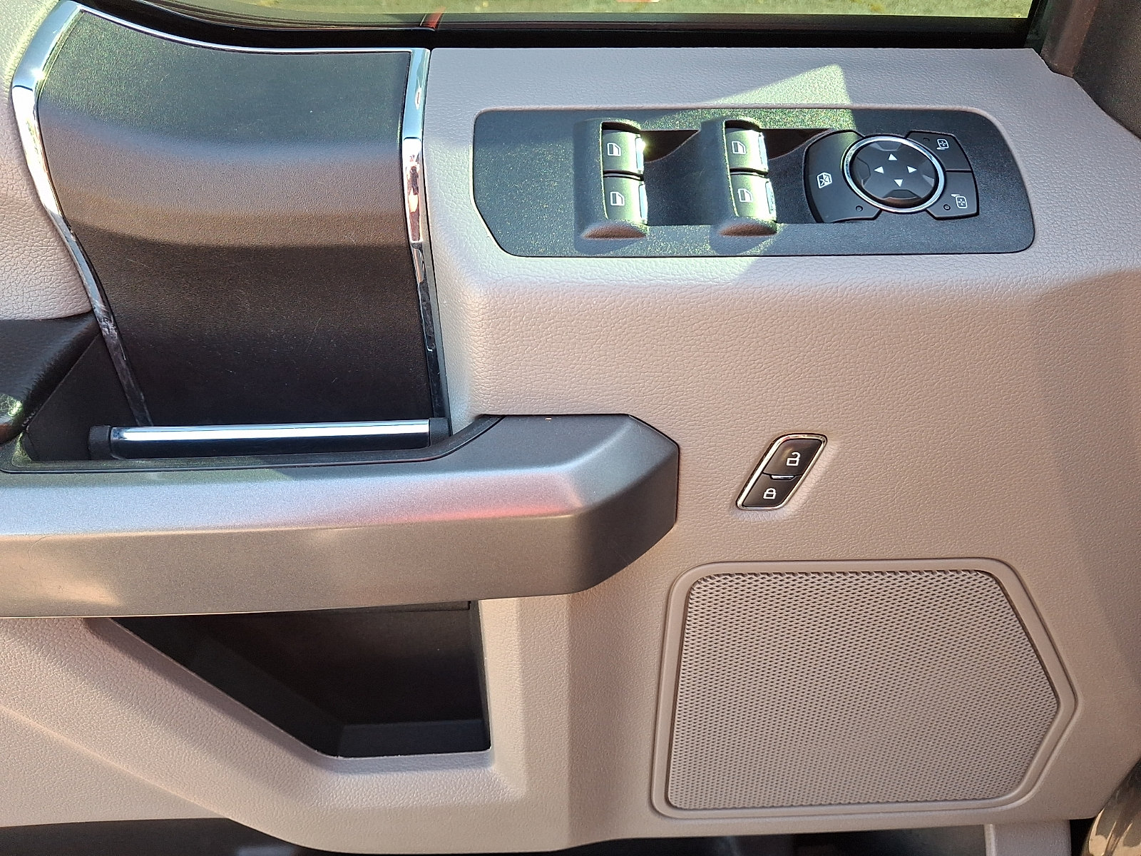 Certified 2019 Ford F150 XLT AWD/4WD image 13
