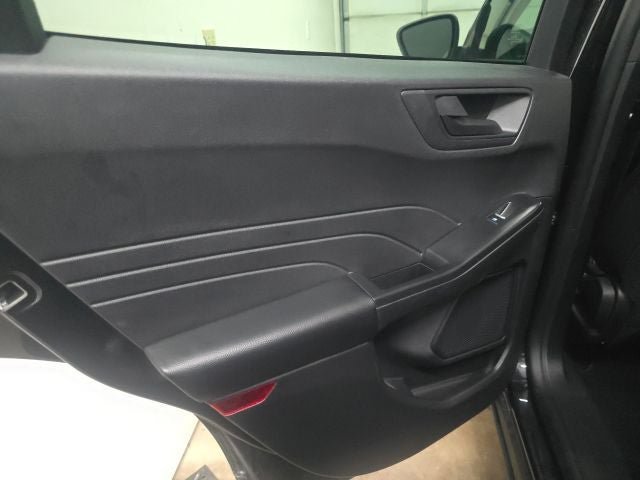 Certified 2025 Ford Escape Active AWD/4WD image 13