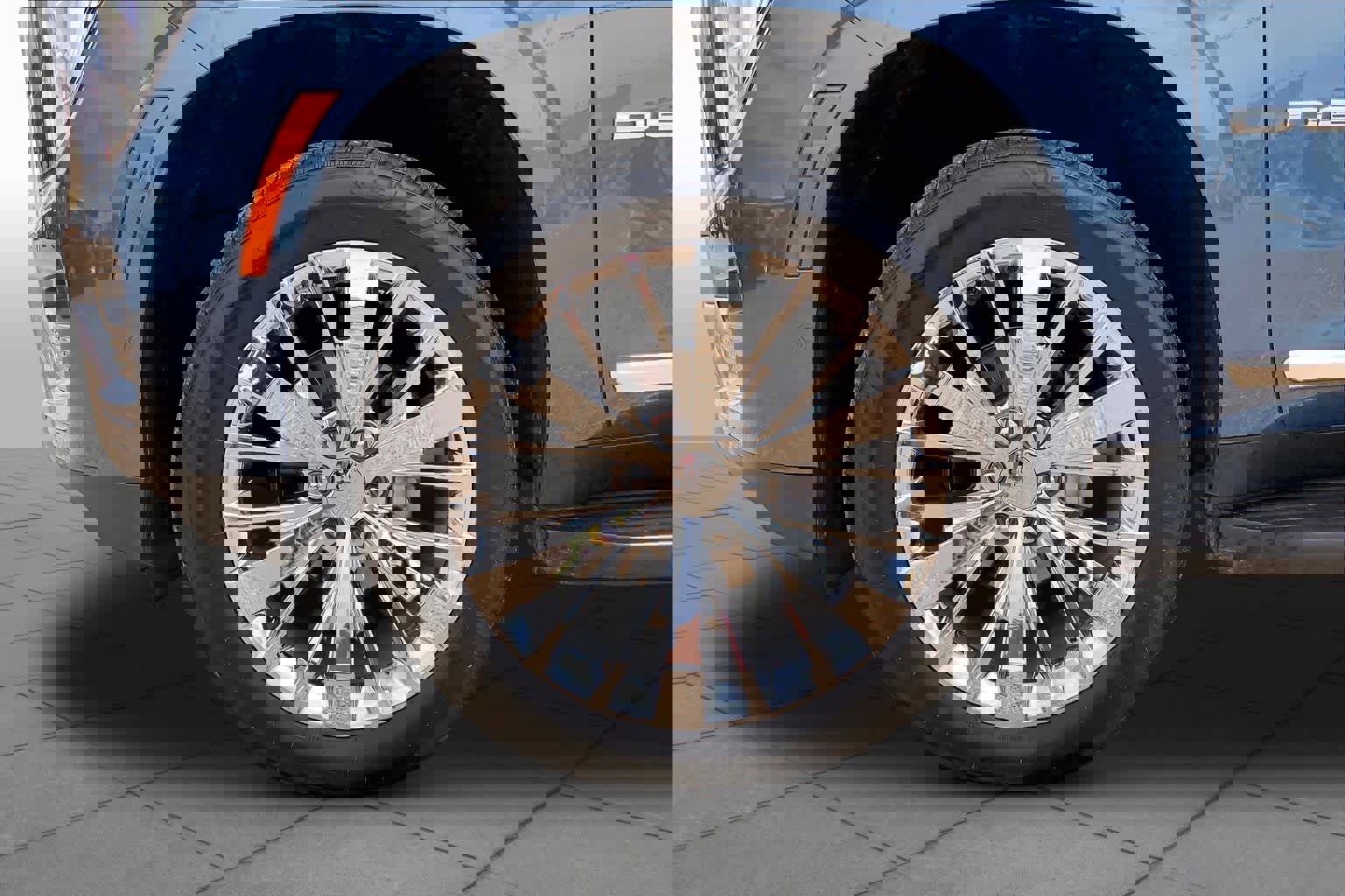 Used 2025 GMC Yukon XL Denali w/ LPO, Floor Liner Package image 11