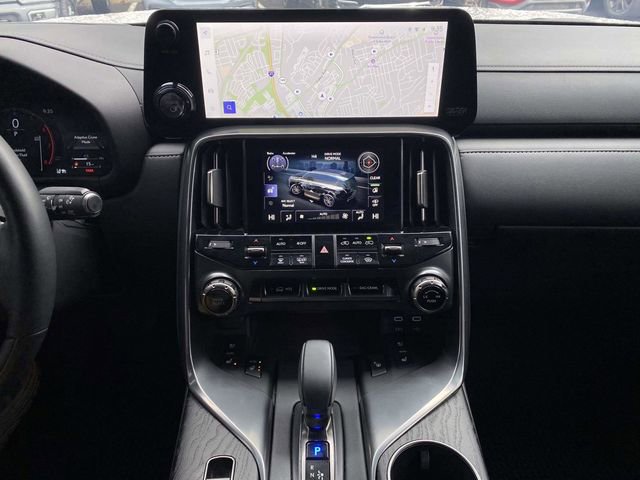 Used 2025 Lexus LX 700h Luxury w/ Appearance Package image 33